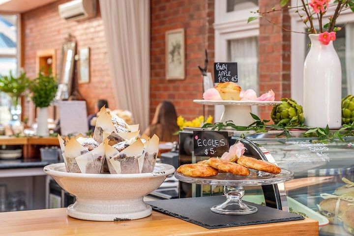 Breakfast/Coffee Service 33 of 60