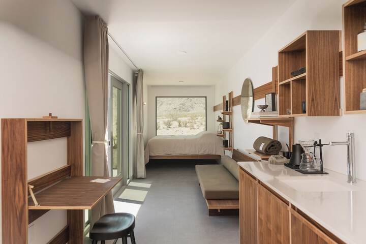 Room 18 of 59