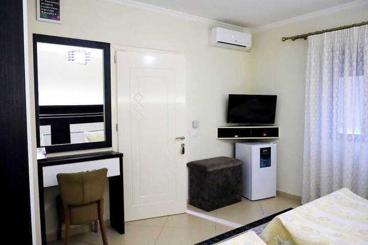 Room 25 of 67