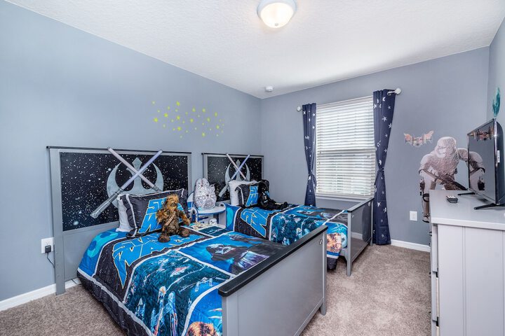 Room 16 of 52