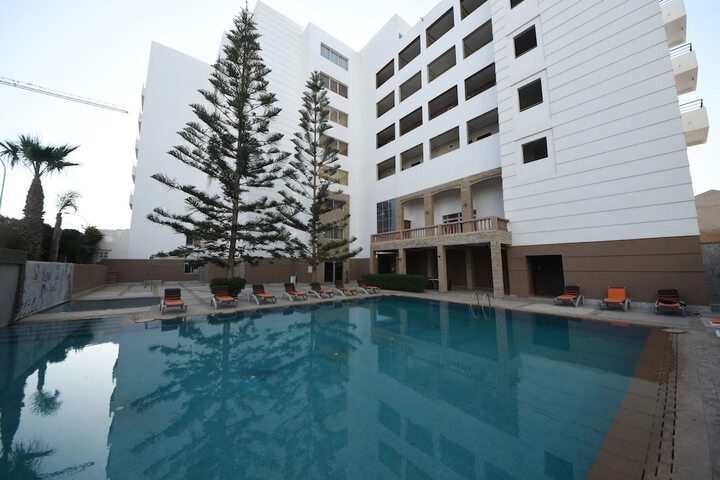 Pool Hotel