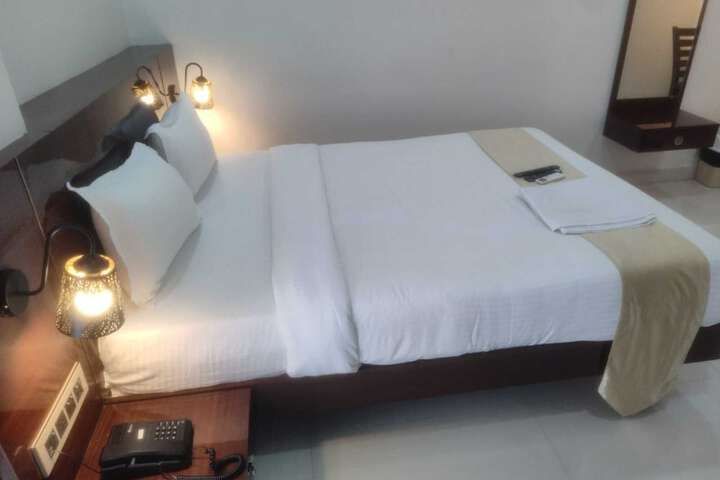 Room 6 of 29
