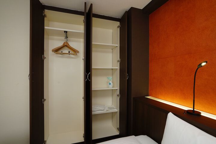 Room 29 of 109