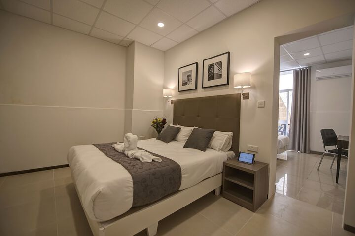 Room 11 of 41