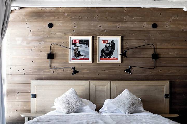 Room 21 of 47