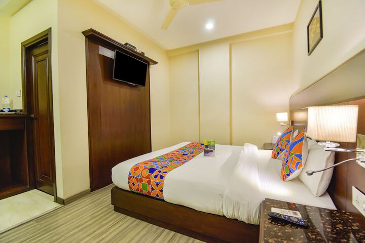 Room 8 of 21