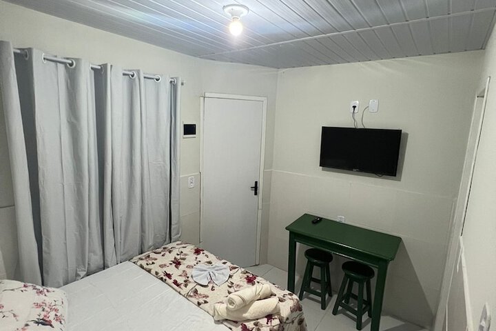 Room 6 of 19