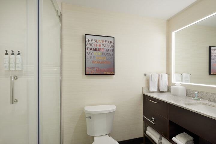 Room 21 of 33