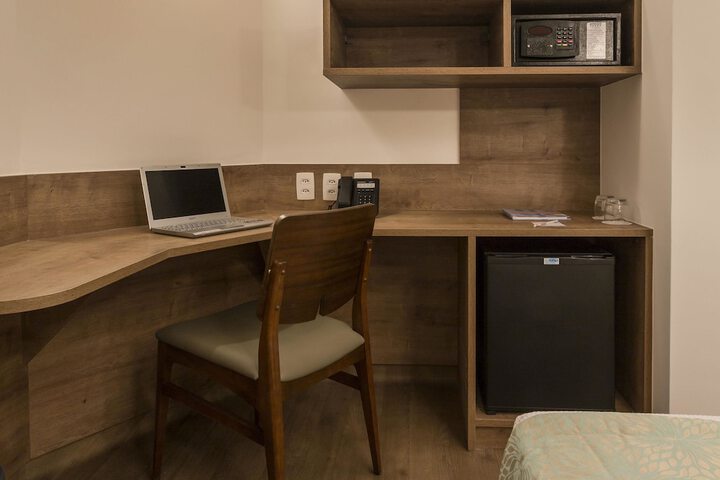 Room 19 of 60