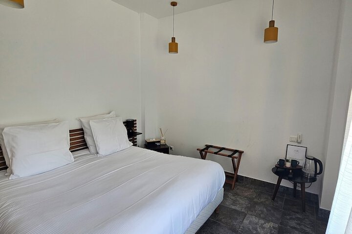Room 6 of 57
