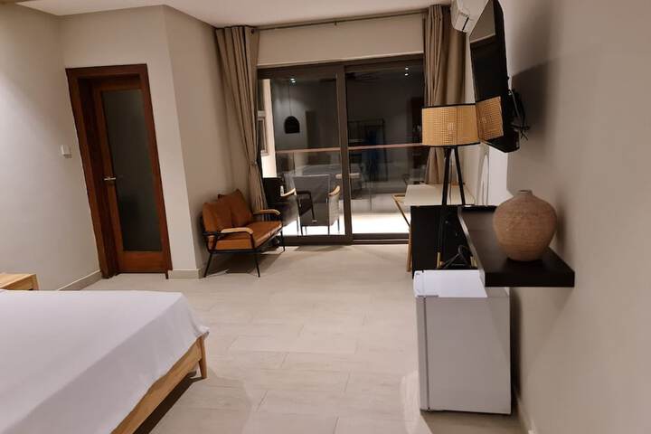Room 5 of 67