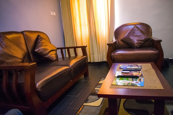 Room 35 of 68
