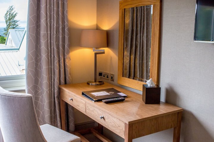 Room 14 of 66