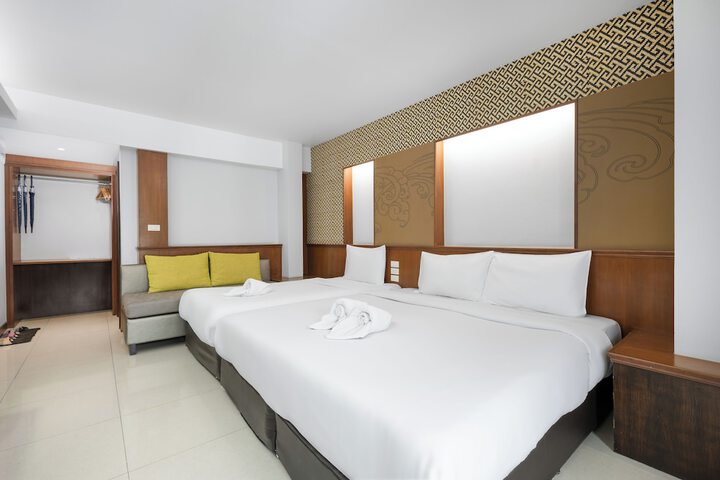 Room 18 of 47