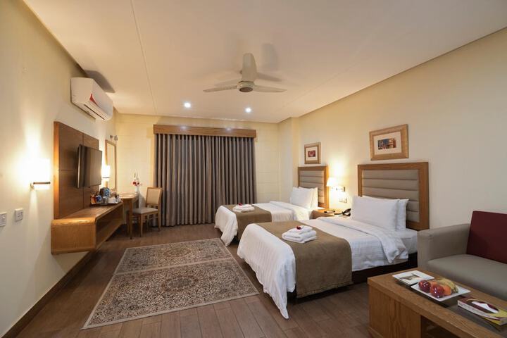 Room 18 of 45