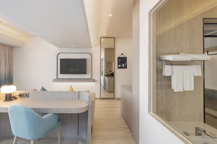 Room 20 of 74