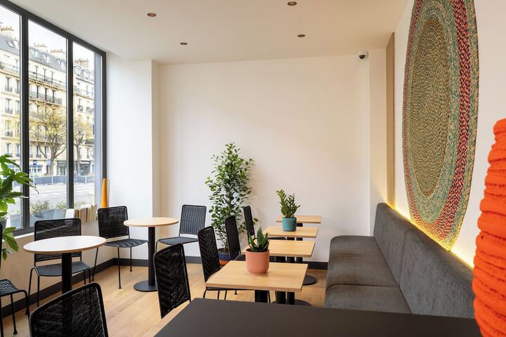 Guest Lobby