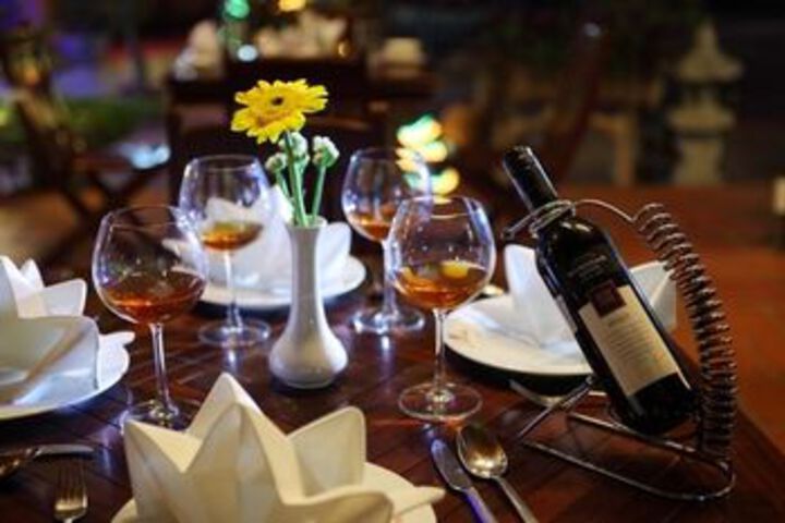 Dining 56 of 61
