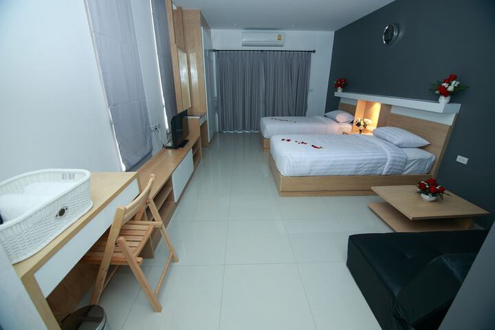 Room 4 of 45