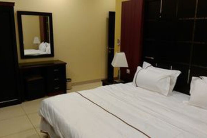 Room 15 of 39