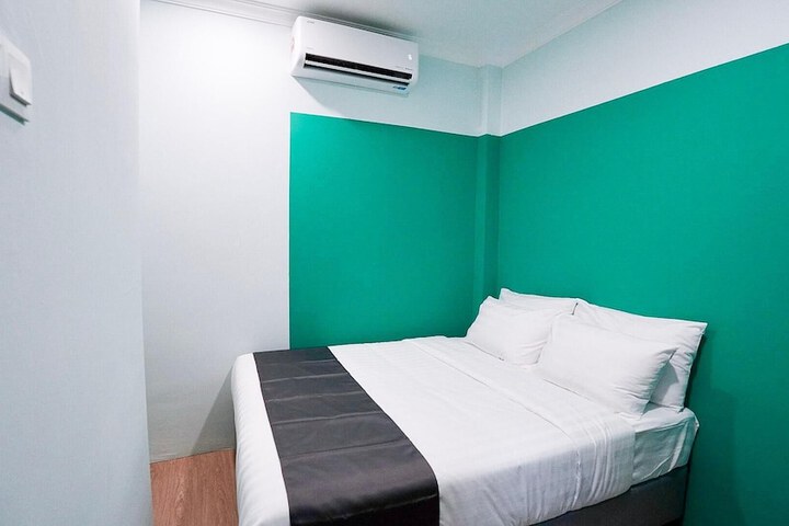 Room 10 of 23
