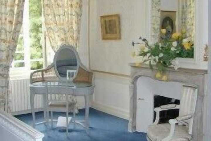 Room 22 of 54