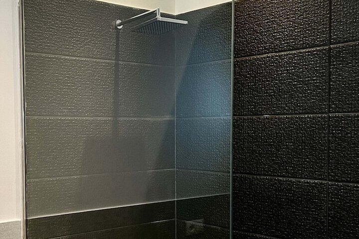 Room 17 of 30