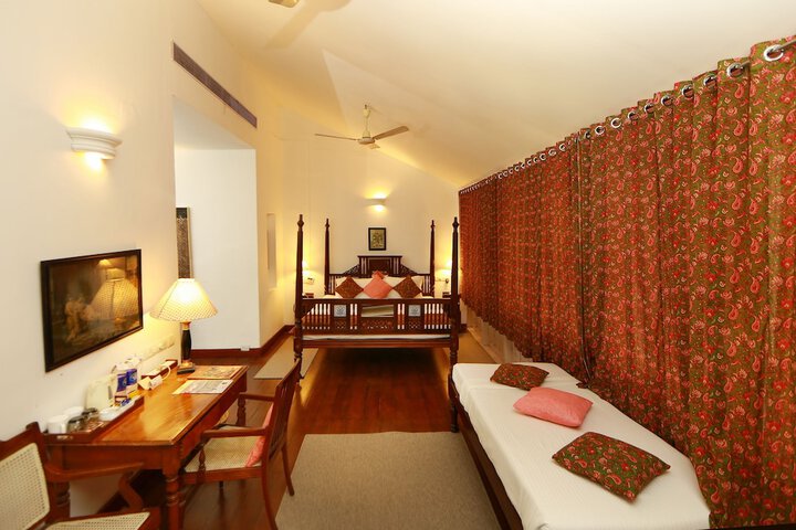 Room 7 of 24