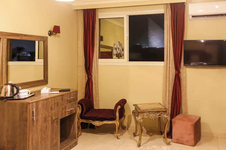 Room 53 of 110