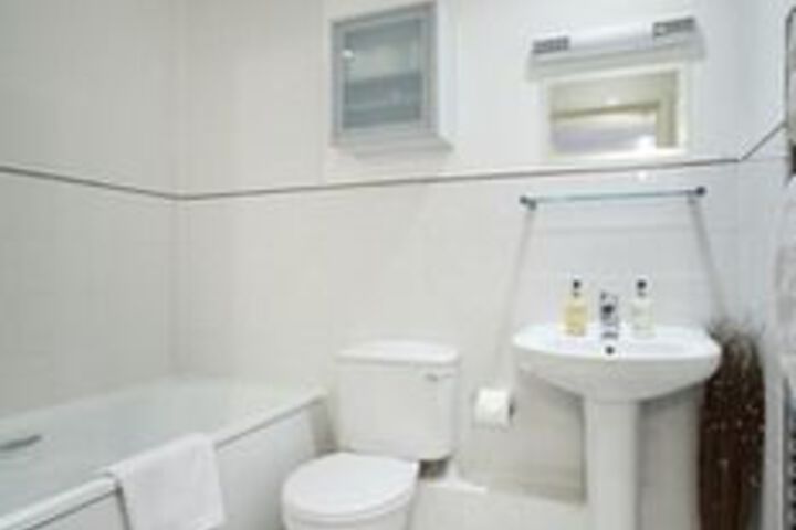 Room 3 of 19