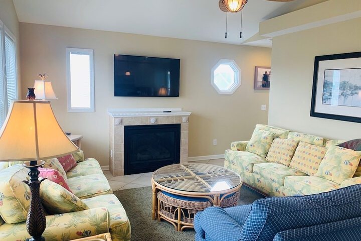 Room 14 of 36