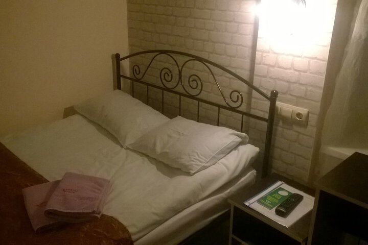 Room 8 of 31