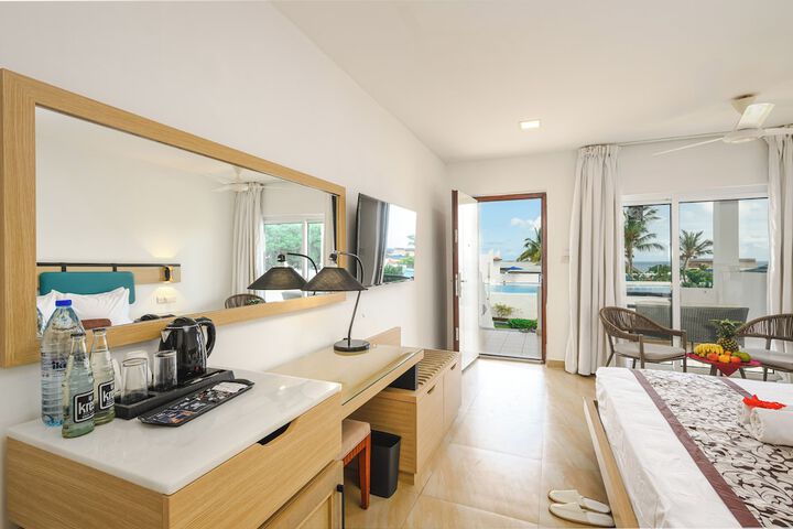 Room 25 of 127