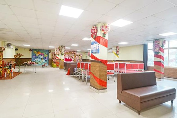Ballroom/Hall 27 of 29