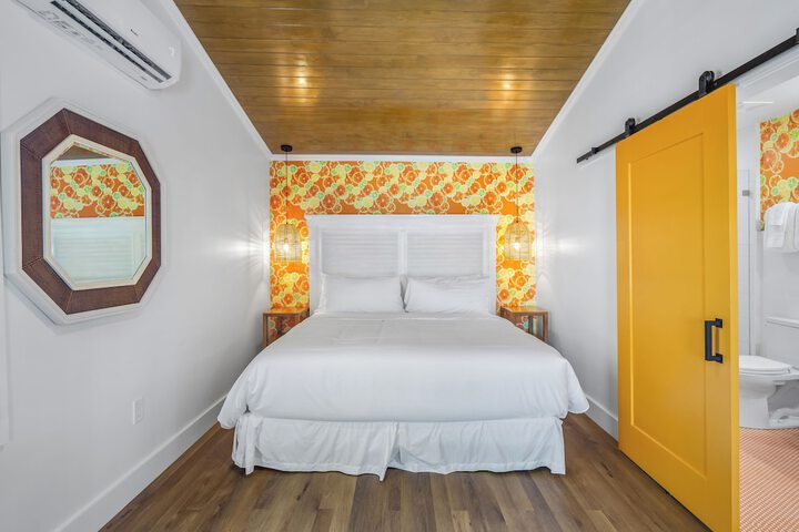 Room 13 of 51