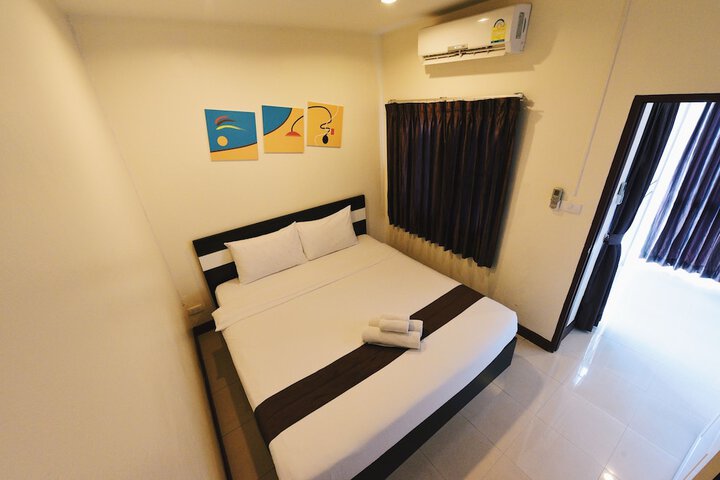 Room 12 of 78