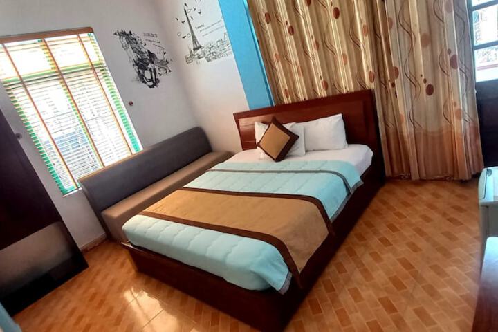 Room 15 of 43