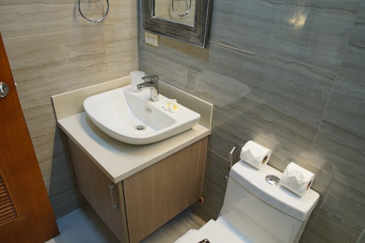 Room 30 of 51