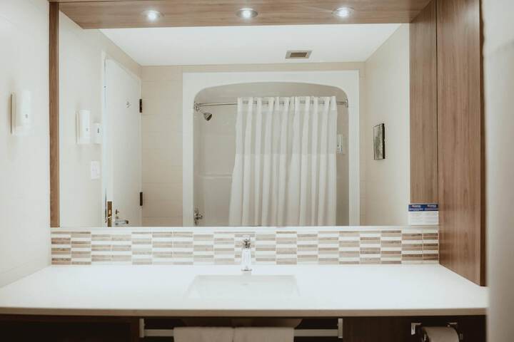 Room 92 of 120