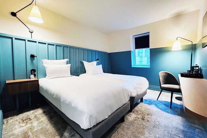Room 15 of 63