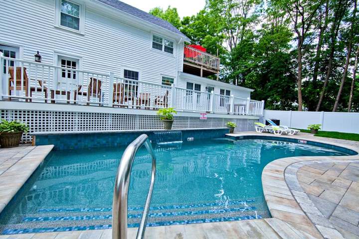Pool 53 of 64