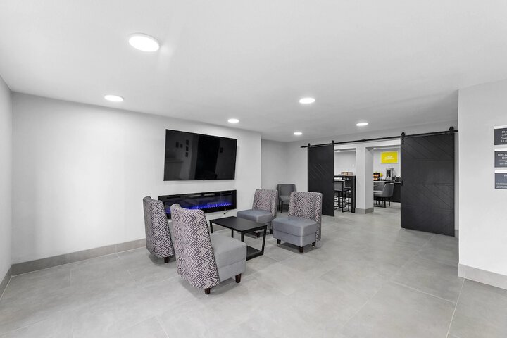 Hotel Interior 2 of 37