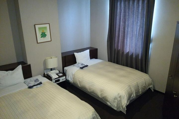 Room 14 of 31
