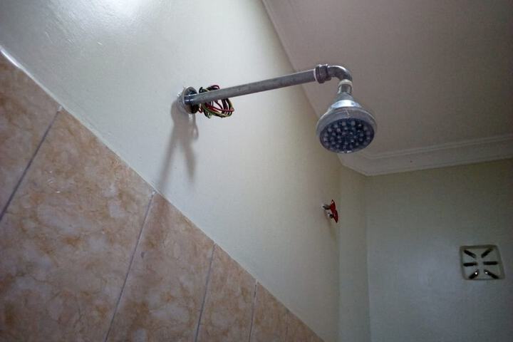 Room 9 of 20