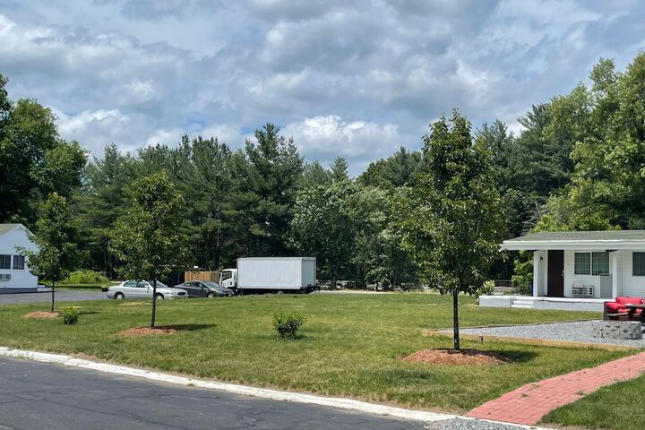 Property Grounds 20 of 33