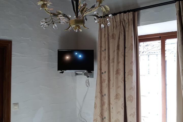 Room 3 of 52