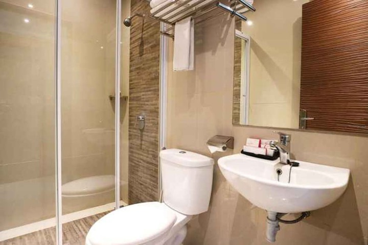 Clean Restrooms