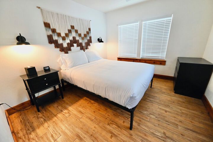 Room 11 of 64