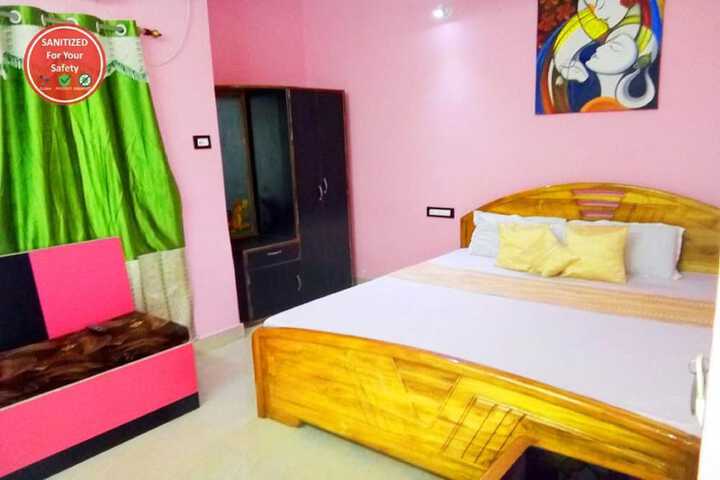 Room 5 of 17