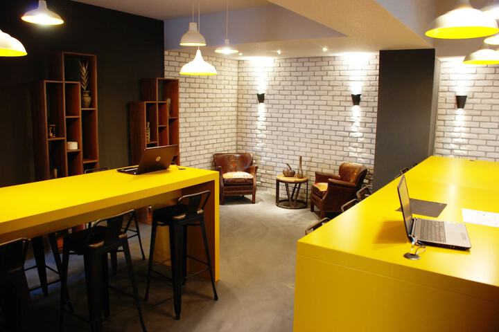 Guest Lobby